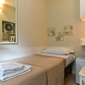 Small Single Bed & Breakfast Roma