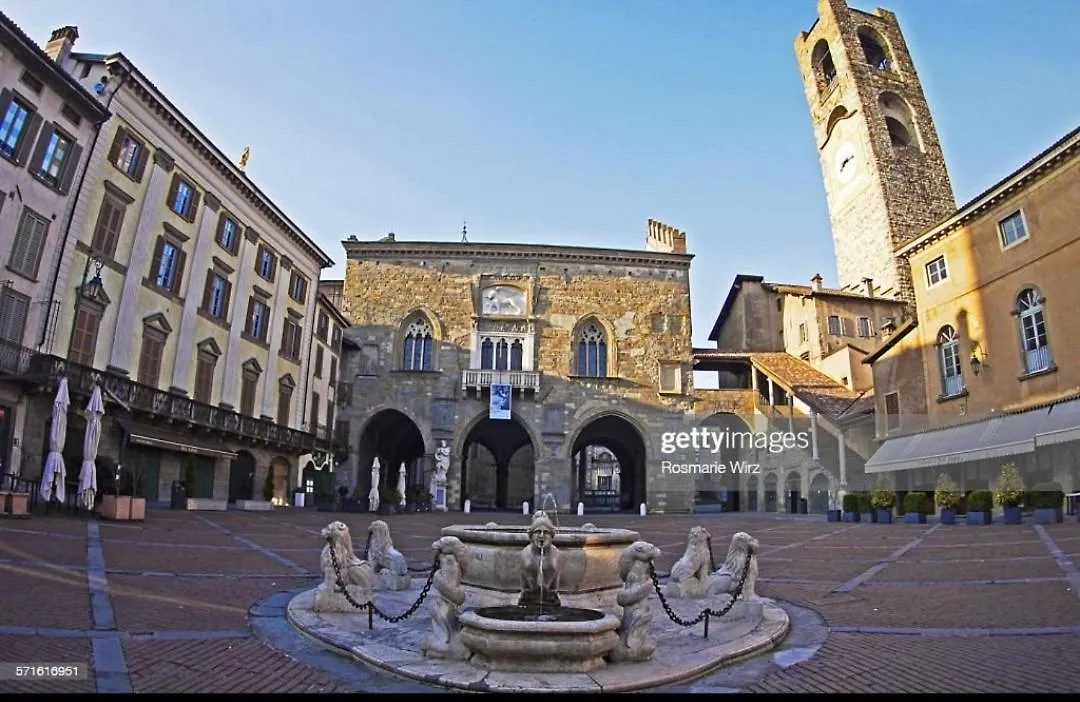 B&B Sotto Le Mura Bergamo Frühstückspension